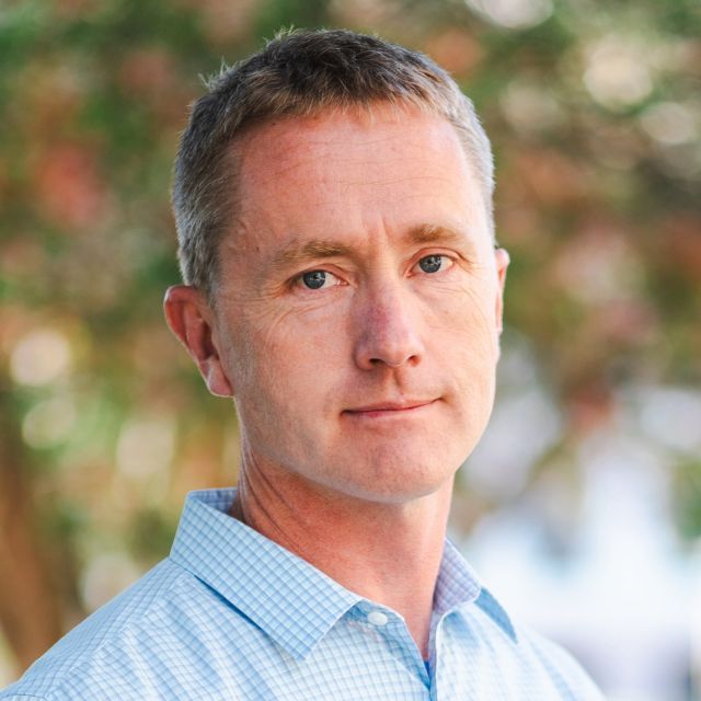 Headshot of David Weld