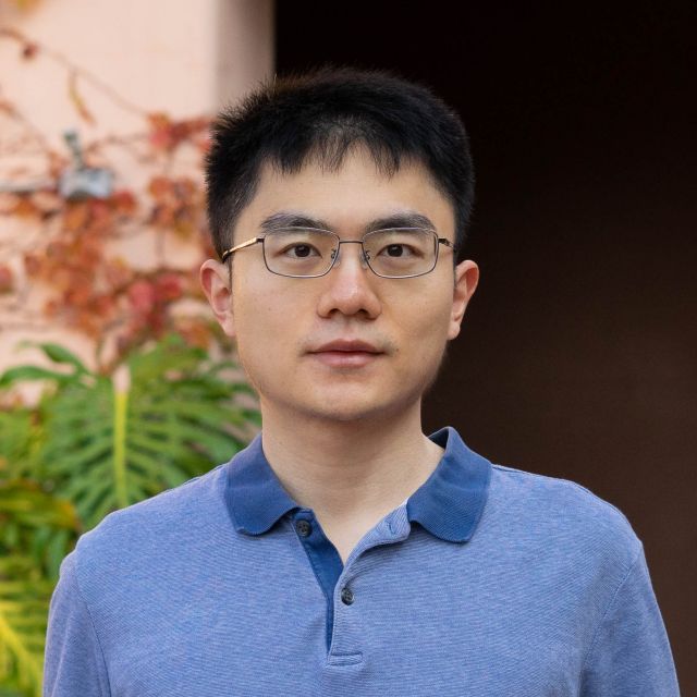 Headshot of Chenhao Jin